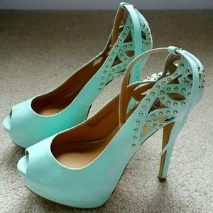Justfab Mint Green High Heels size 8.5